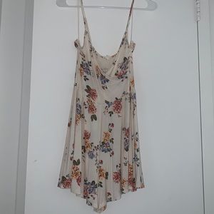 Garage white coral dress small